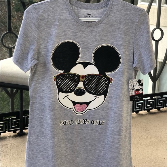 Women's Disney Medium Size T-Shirt - Picture 2 of 5
